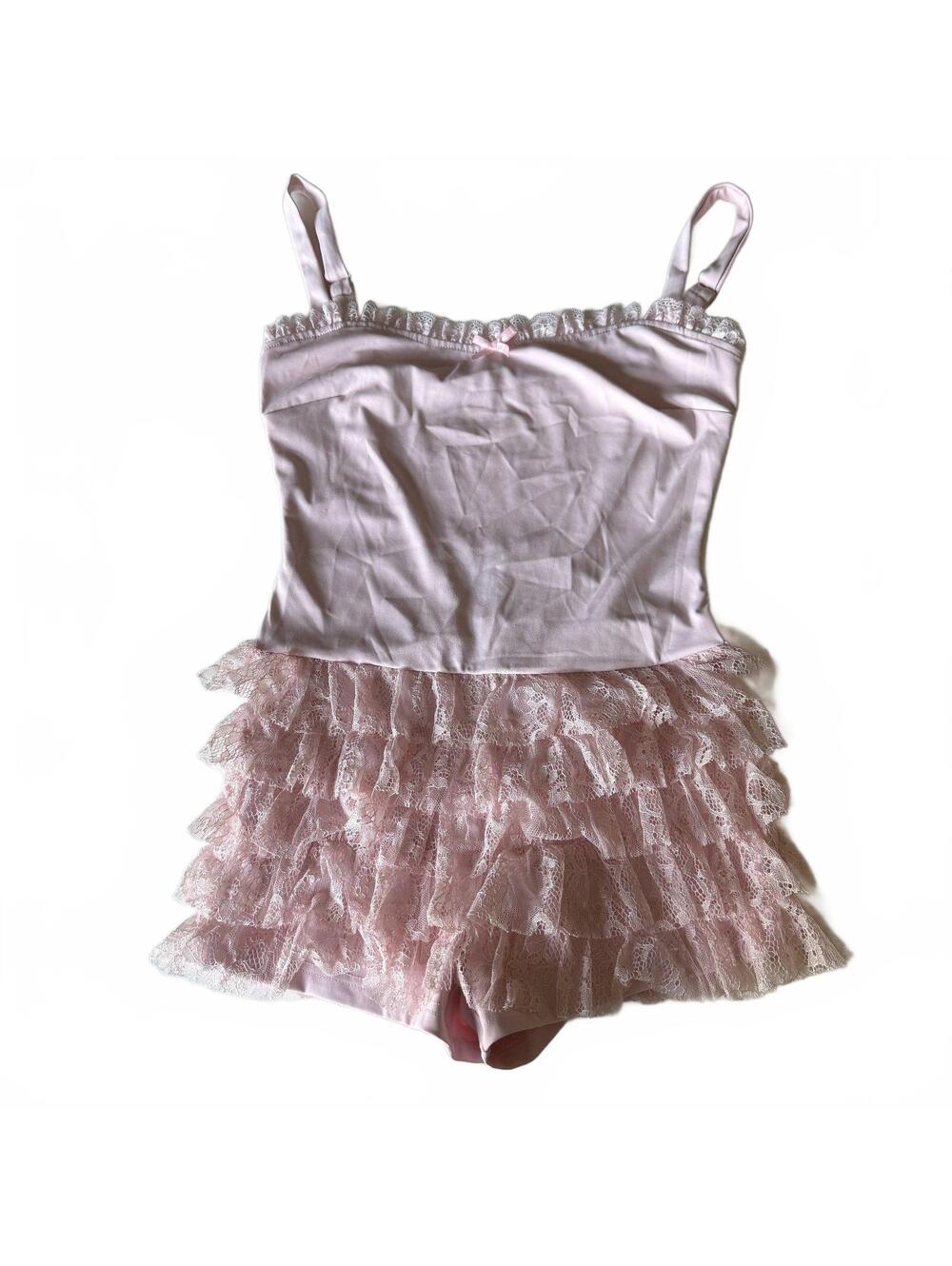 Edikted Lacey Ruffle Baby Pink Women's Romper Brand NWT Sz Medium
